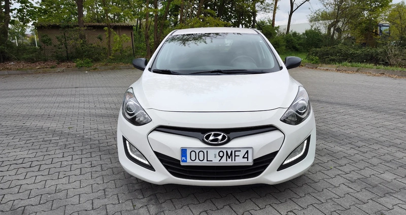 Hyundai I30 cena 38900 przebieg: 131000, rok produkcji 2015 z Praszka małe 436